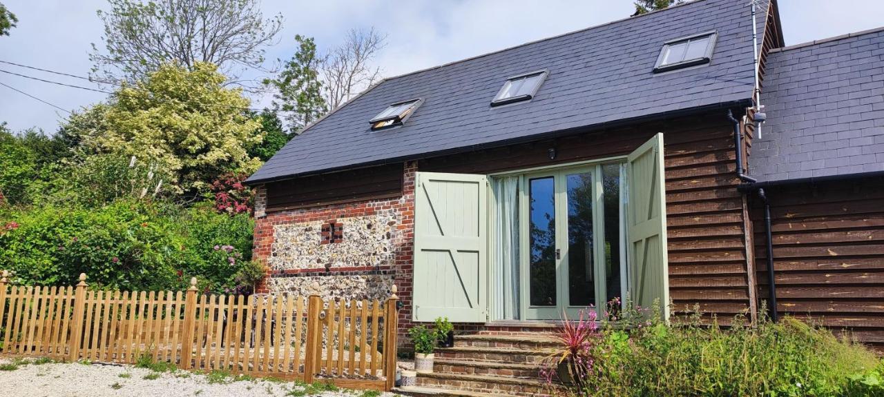 The Workshop Villa Elham Exterior photo